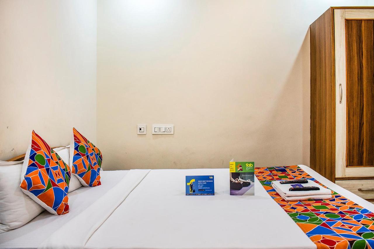 Fabexpress Sri Lakshmi Deluxe Sivarampalli Hotel Hyderabad Eksteriør billede